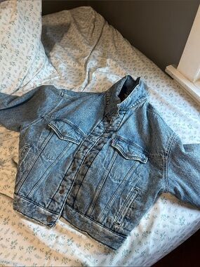 Levi’s  Light Wash Oversized Denim Jacket